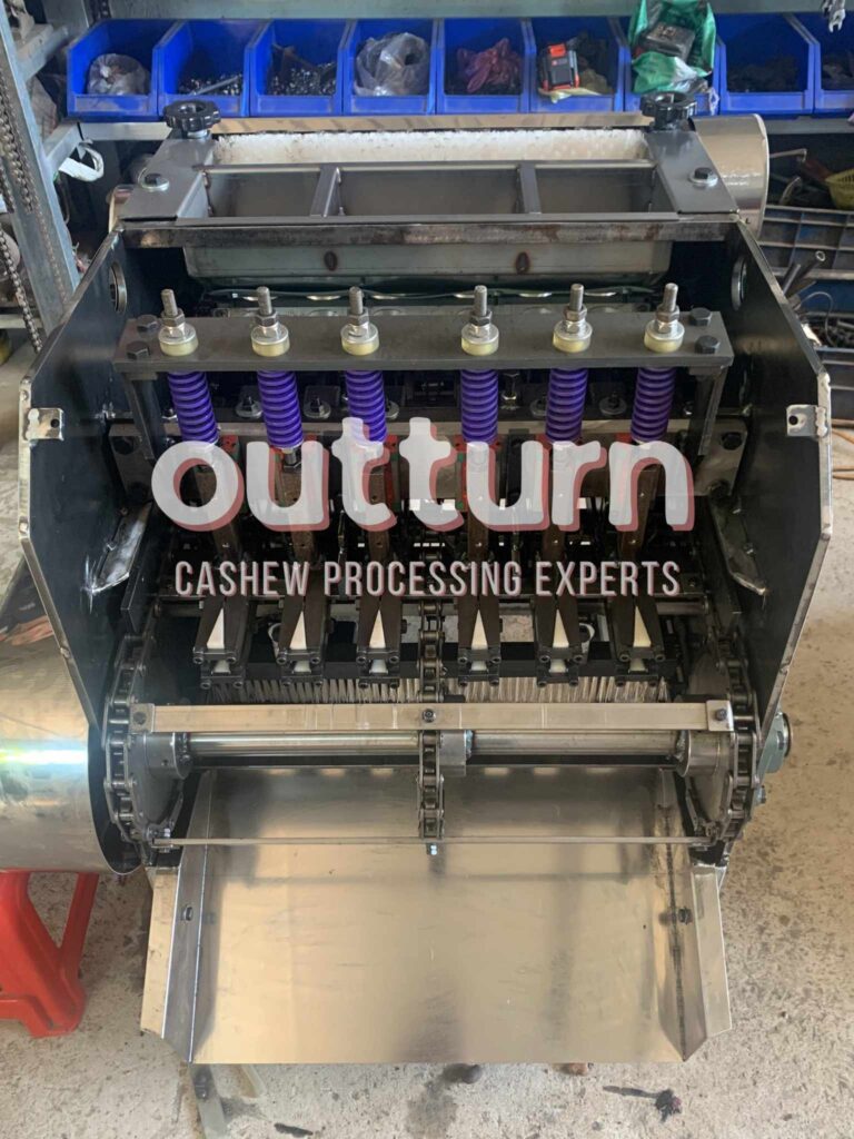 cashew nut cutting machine